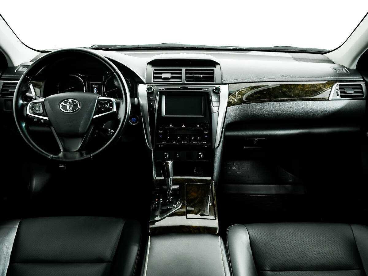 Toyota Camry 2015