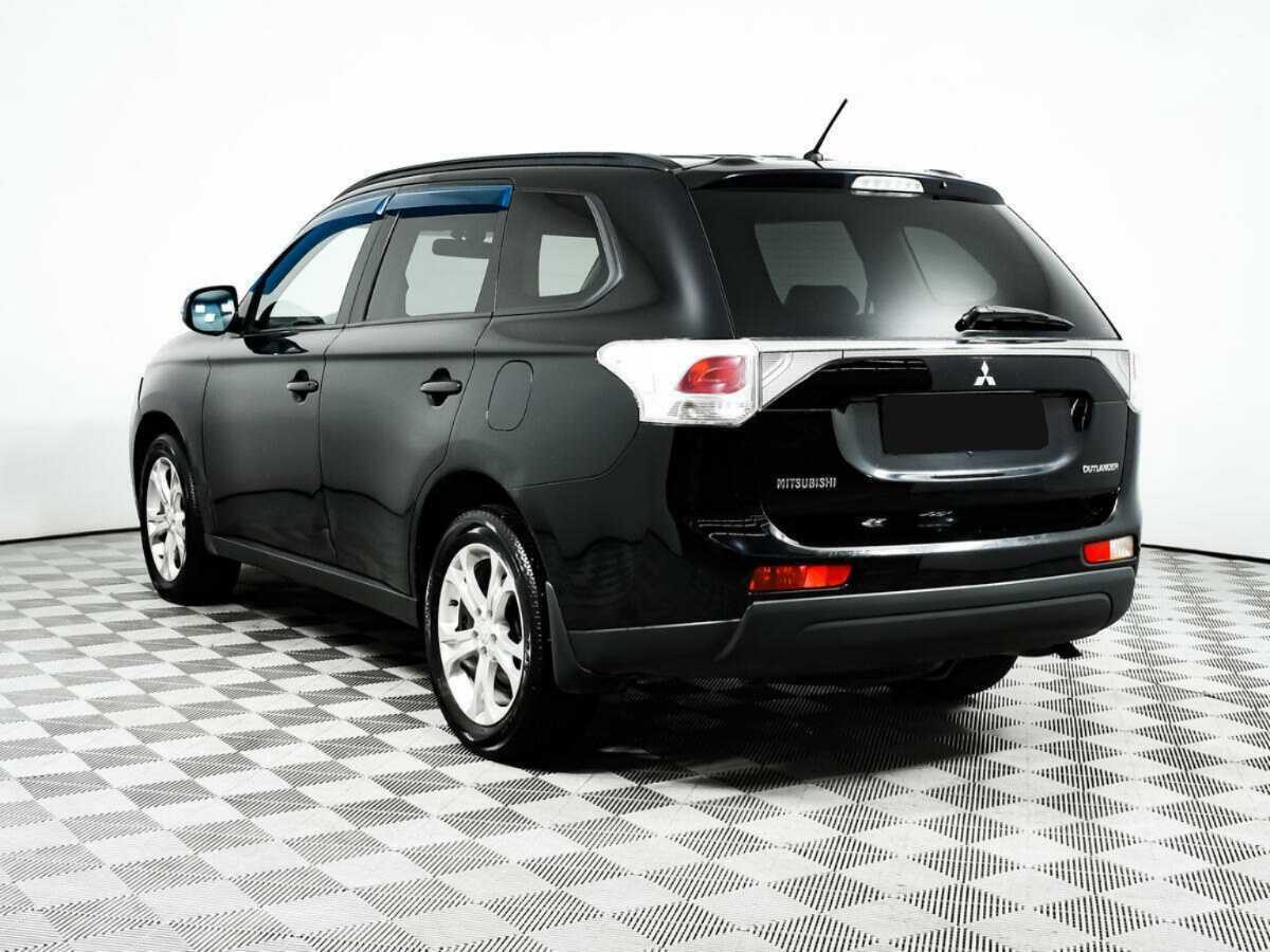 Mitsubishi Outlander 2012