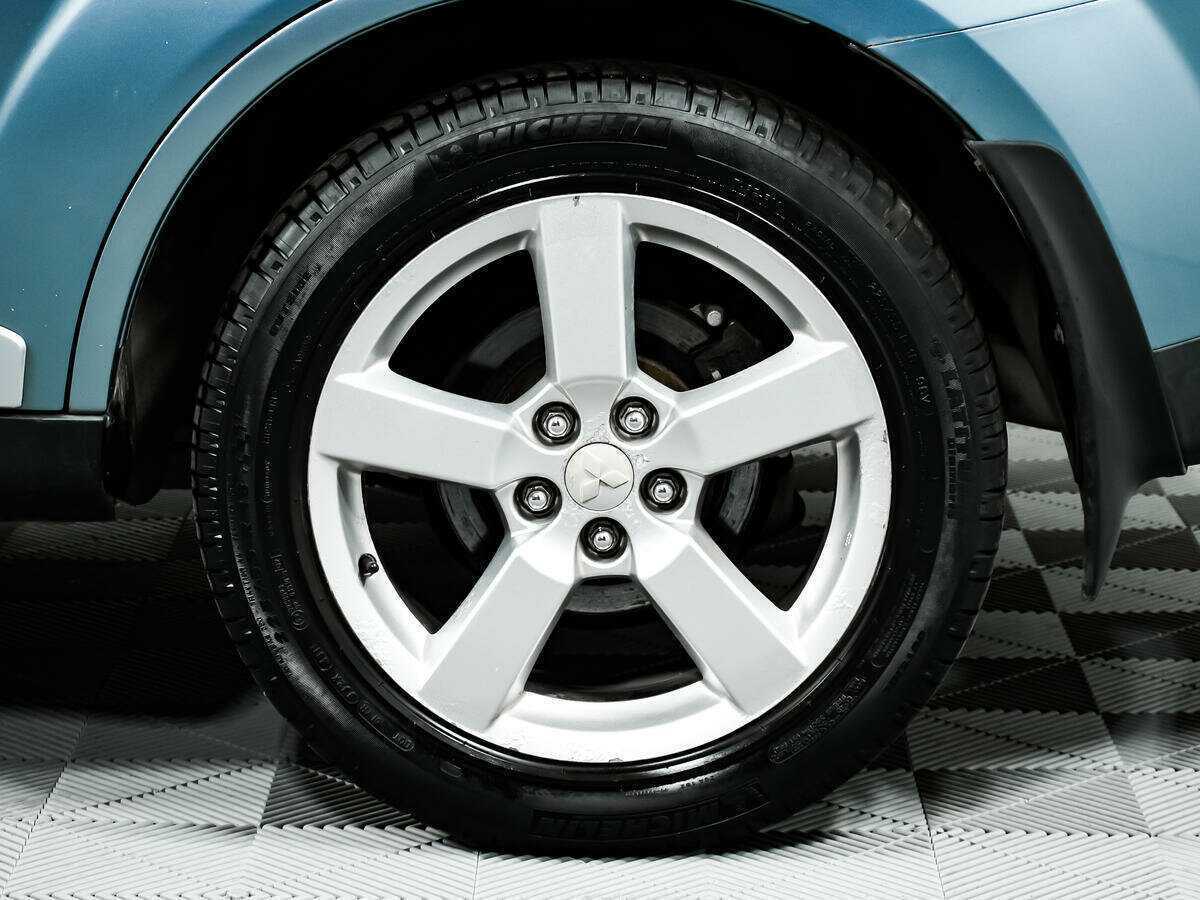 Mitsubishi Outlander 2008