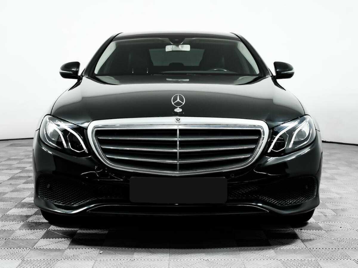 Mercedes-Benz E-Класс 2019
