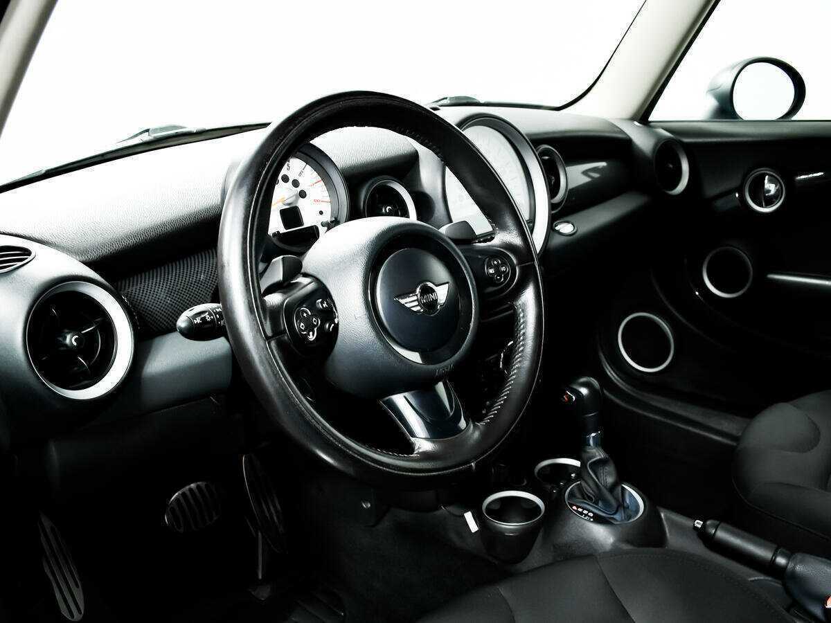 Mini Hatch 2011