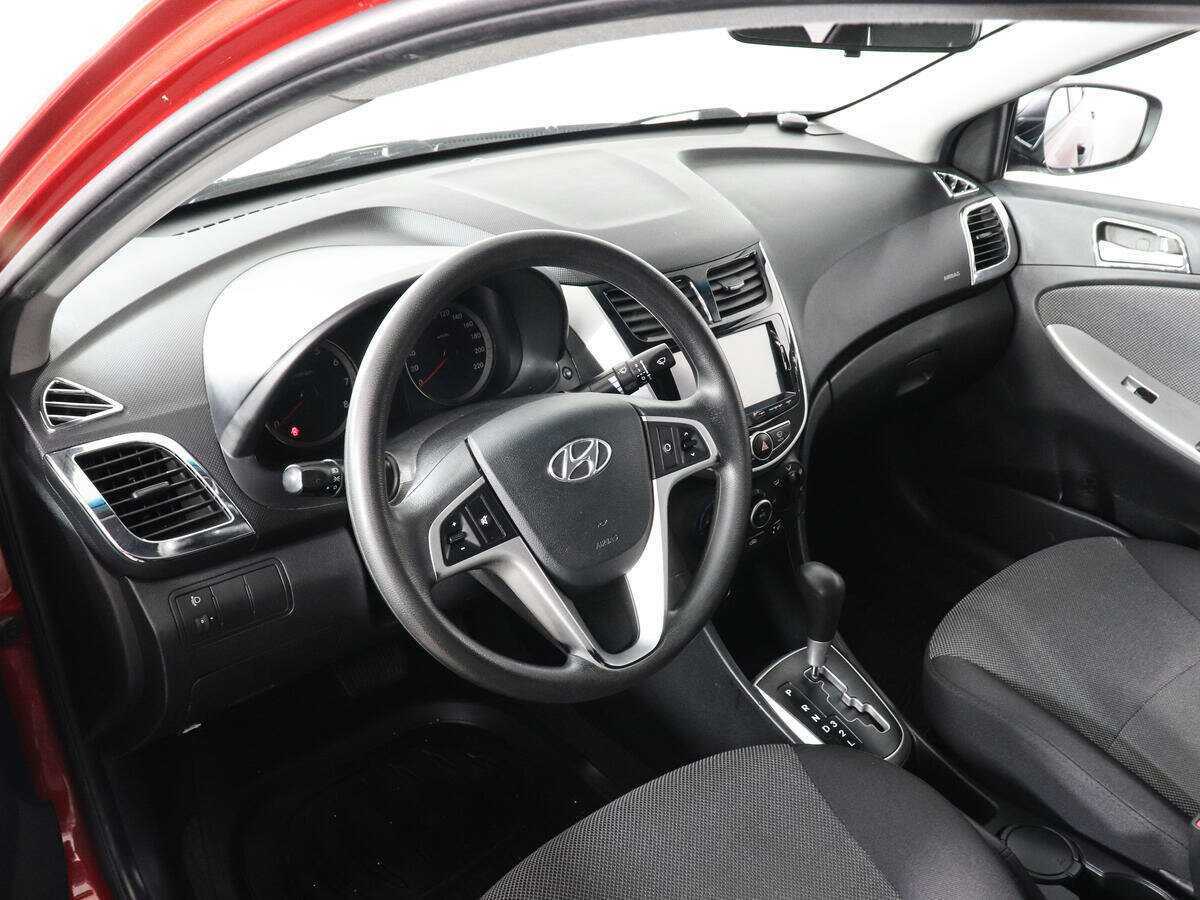 Hyundai Solaris 2013
