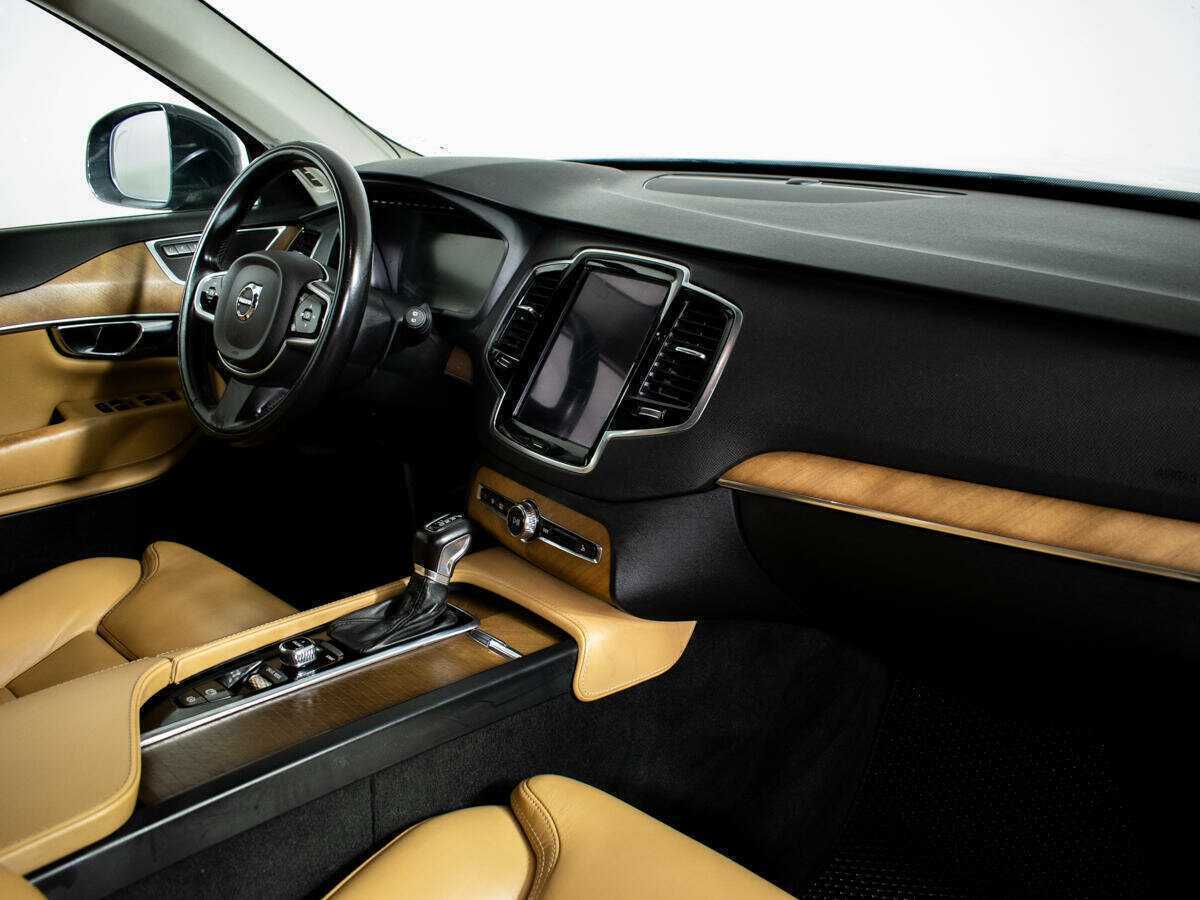Volvo XC90 2015
