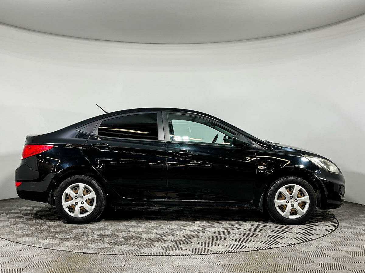 Hyundai Solaris 2012