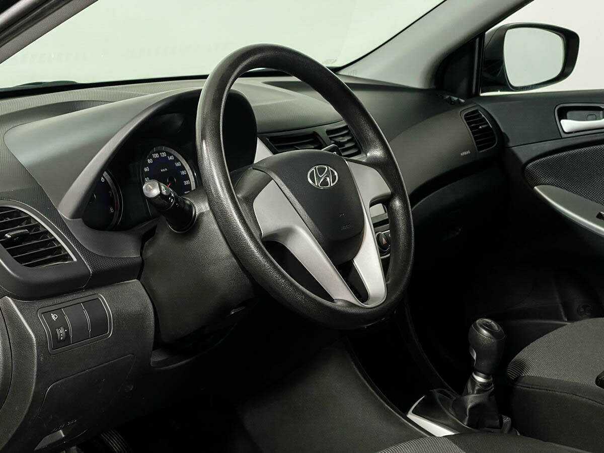 Hyundai Solaris 2012