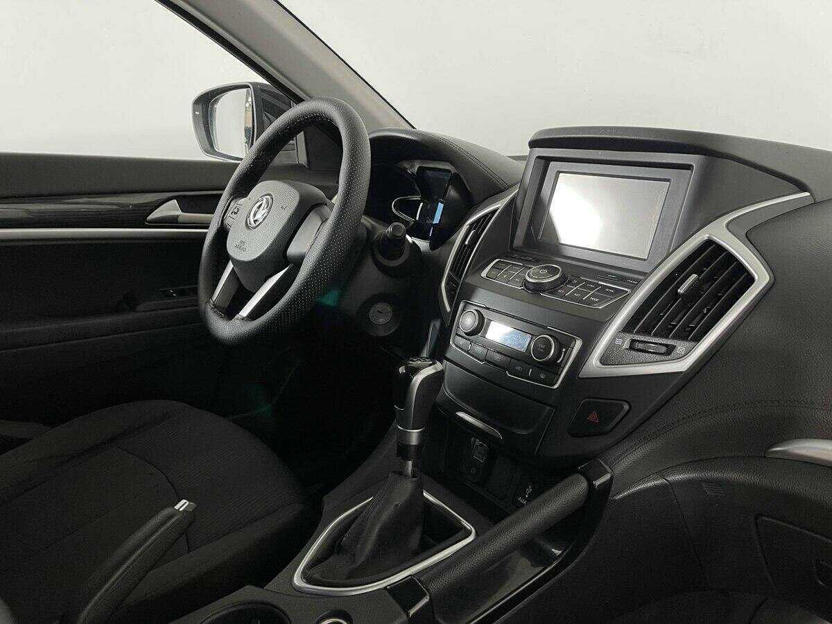 Dongfeng AX7 2017