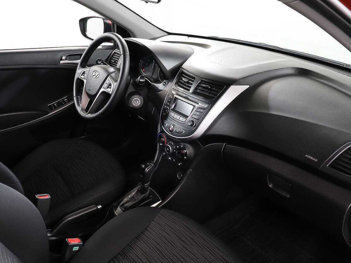 Hyundai Solaris 2014