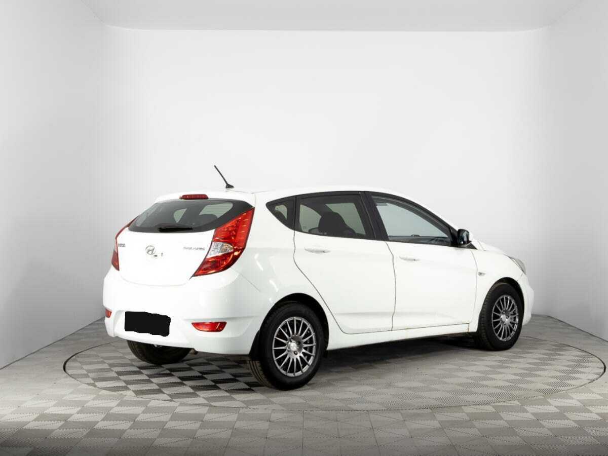 Hyundai Solaris 2012