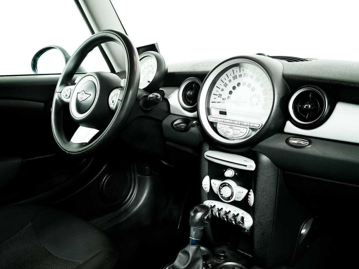 Mini Hatch 2010