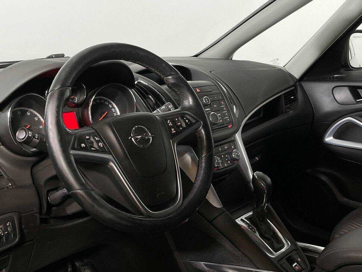 Opel Zafira 2013