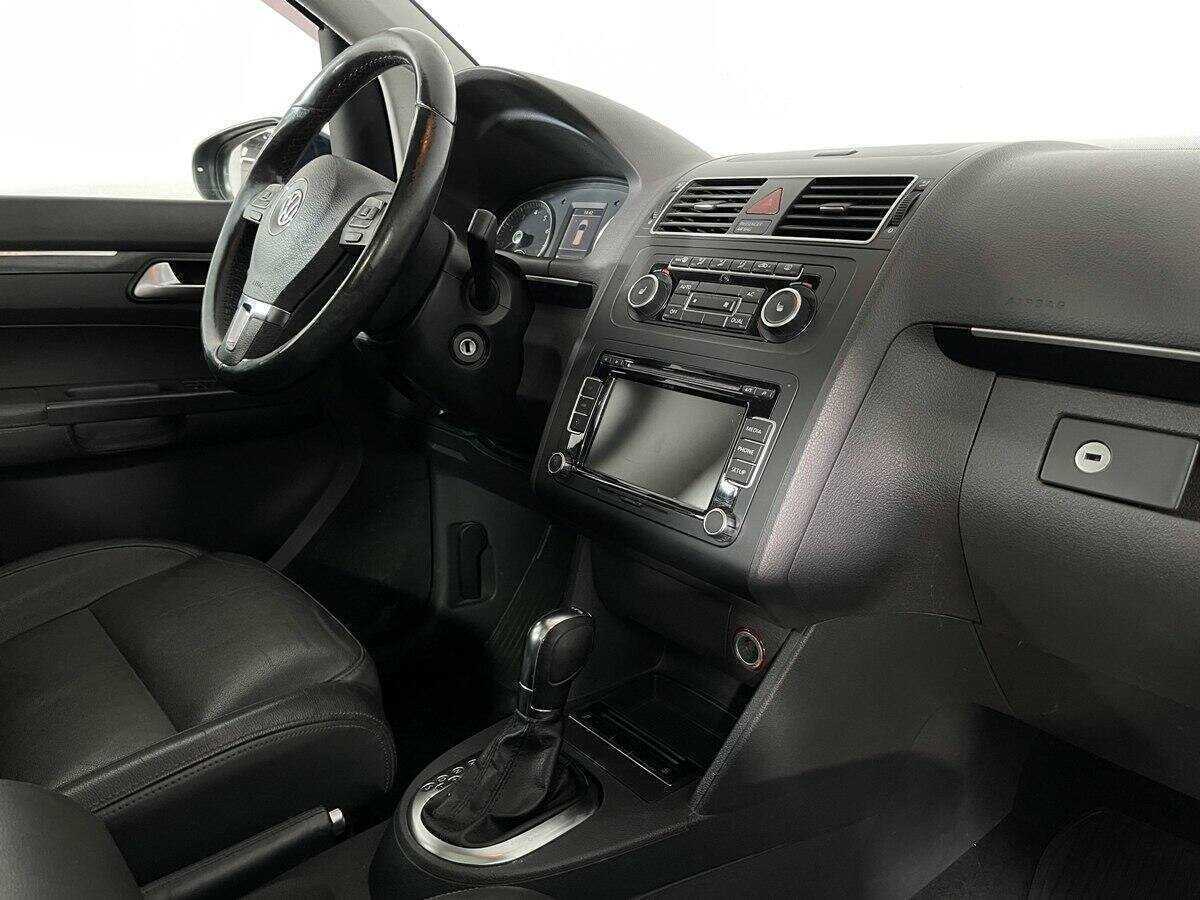 Volkswagen Touran 2012