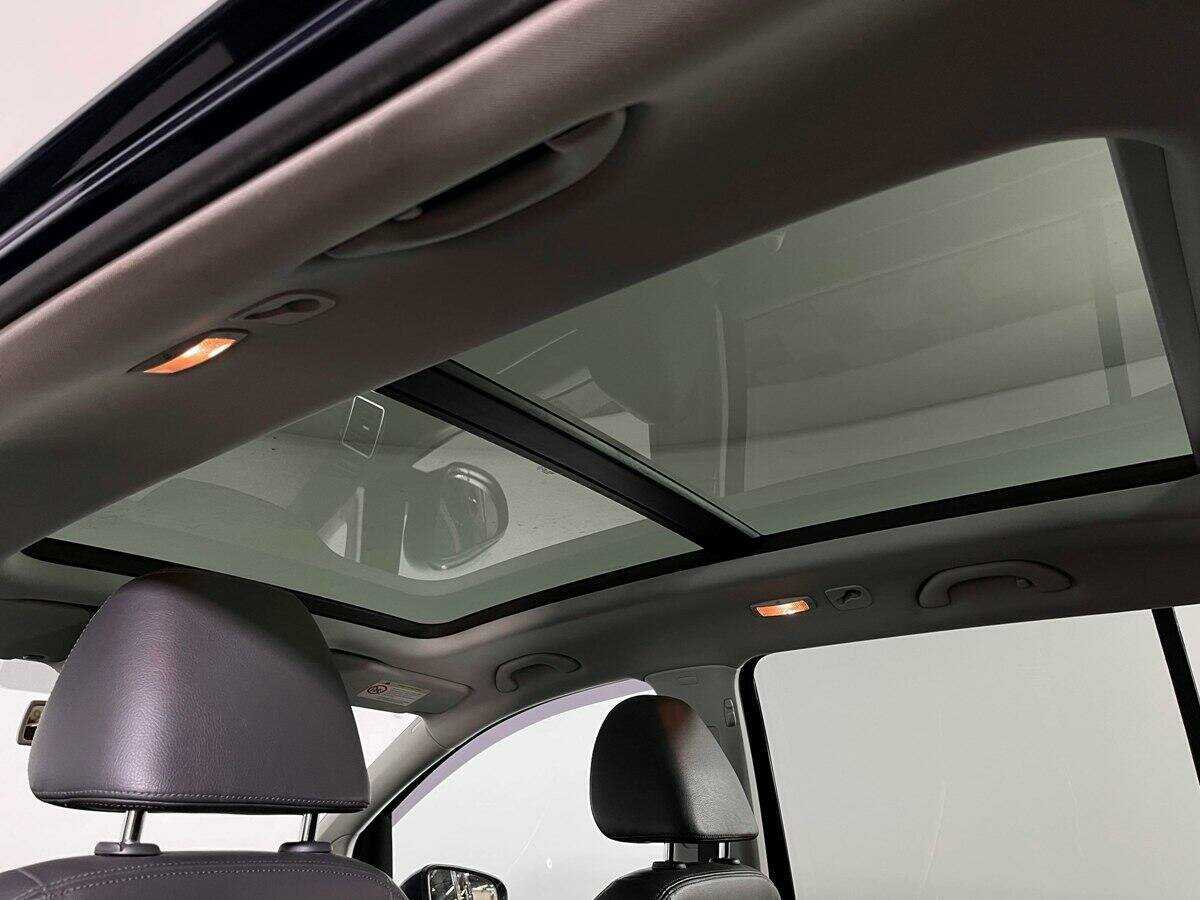 Volkswagen Touran 2012