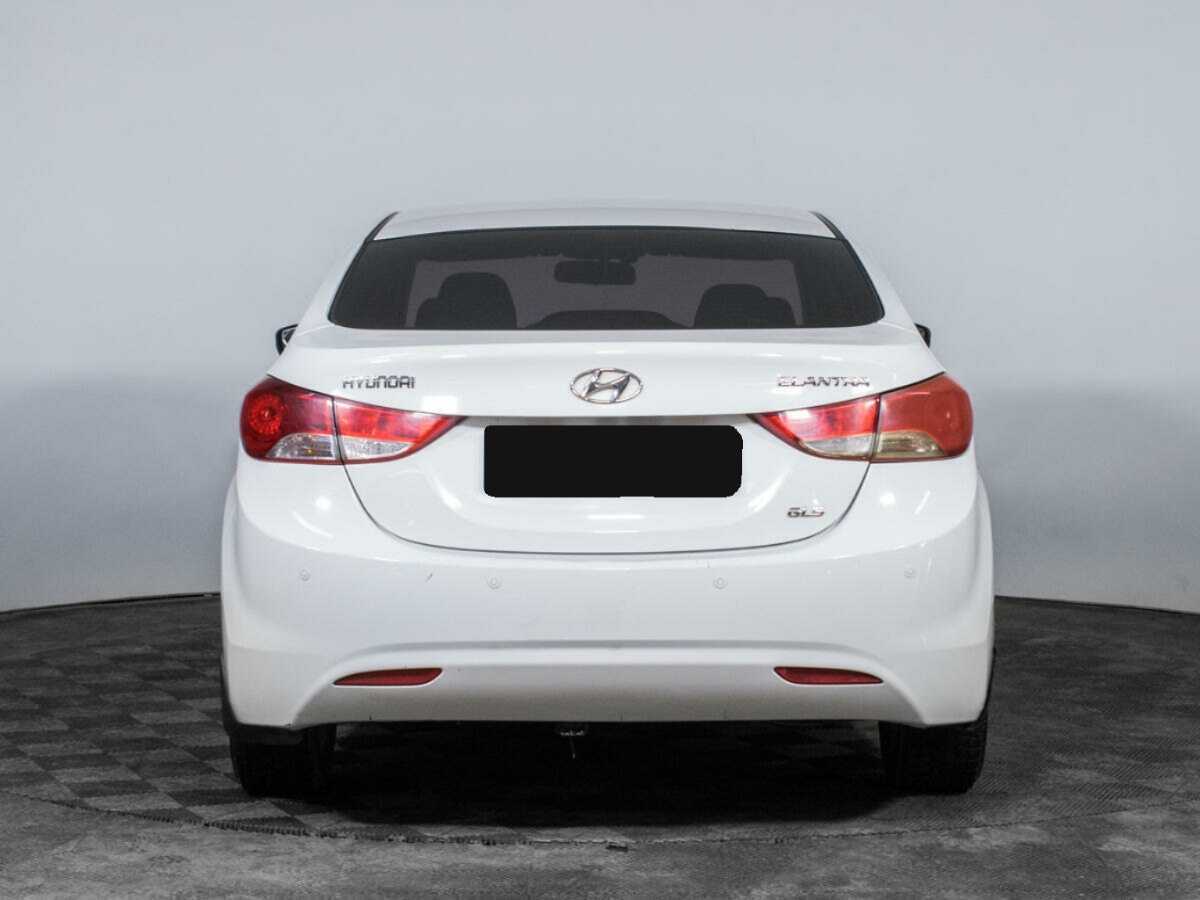 Hyundai Elantra 2013