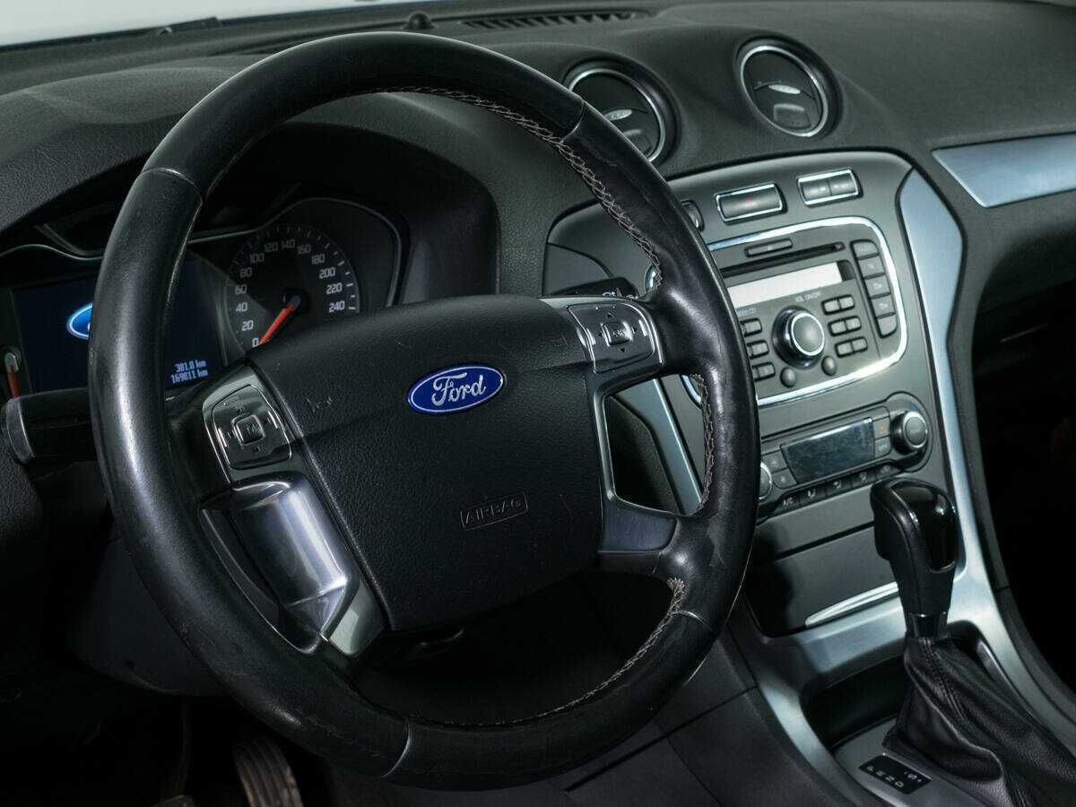 Ford Mondeo 2013