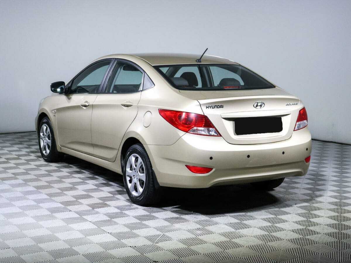 Hyundai Solaris 2013