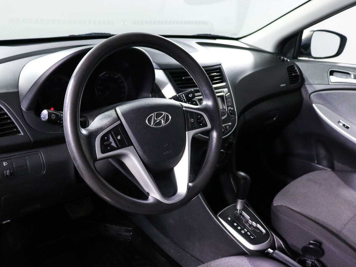 Hyundai Solaris 2013