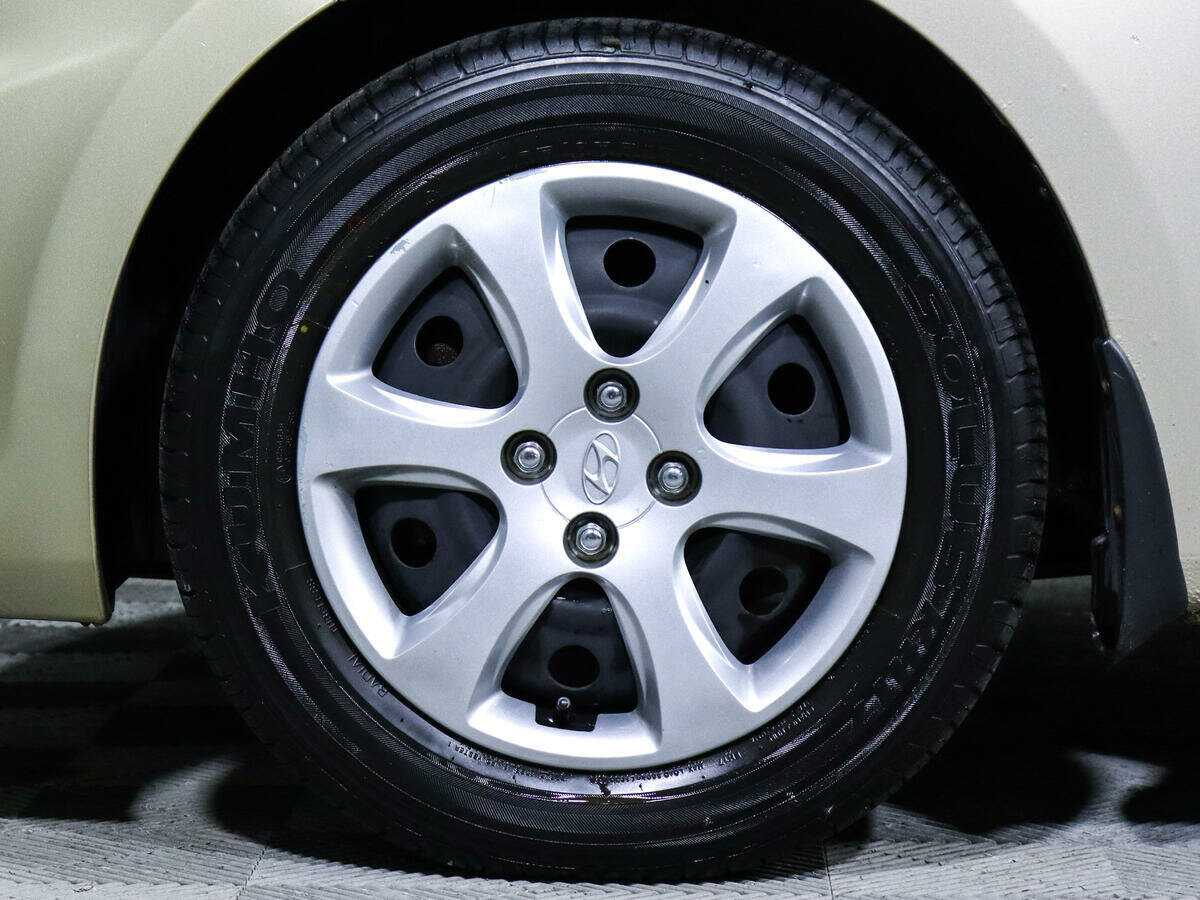 Hyundai Solaris 2013