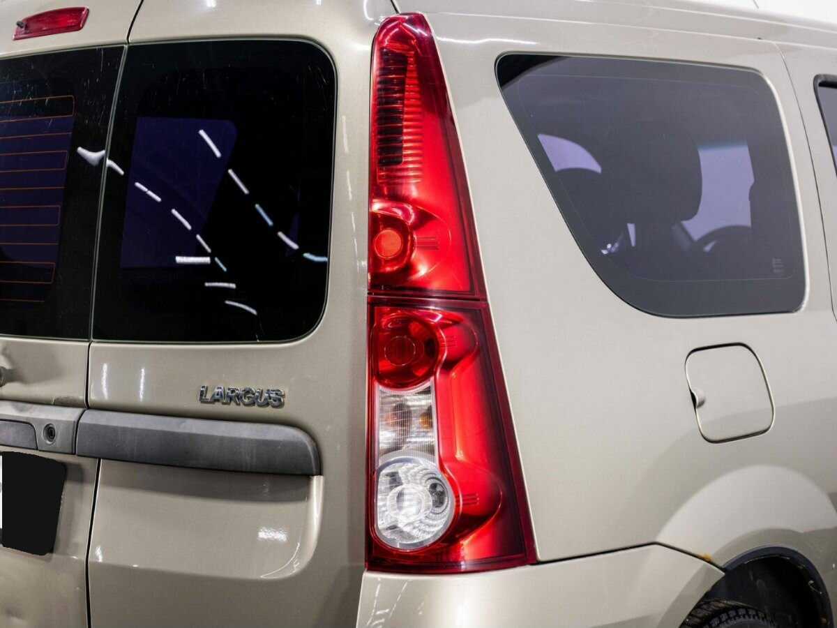 Lada (ВАЗ) Largus 2014