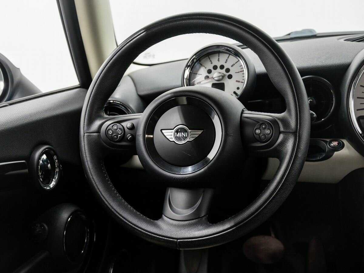 Mini Hatch 2012