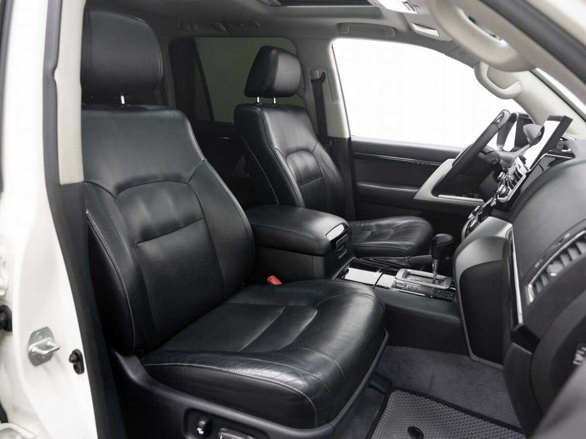 Toyota Land Cruiser 2013