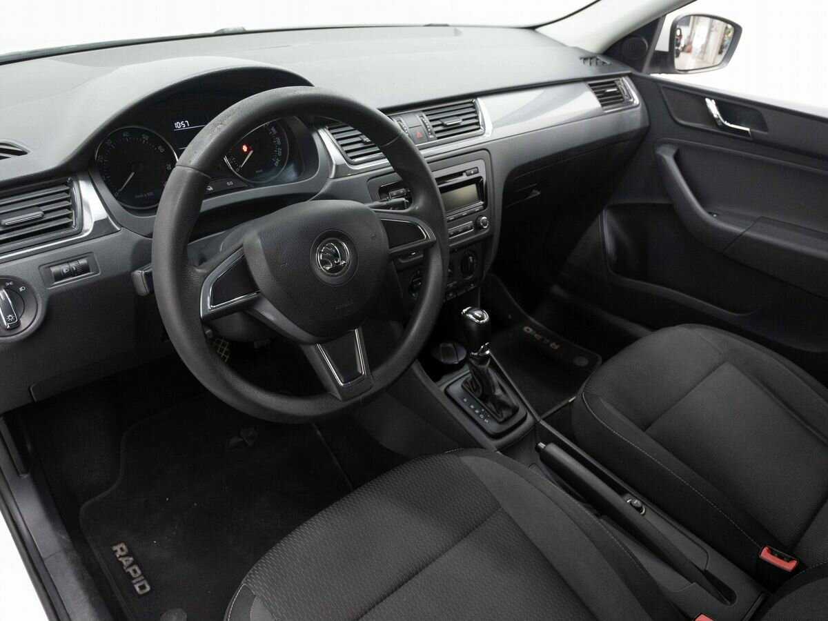 Skoda Rapid 2015