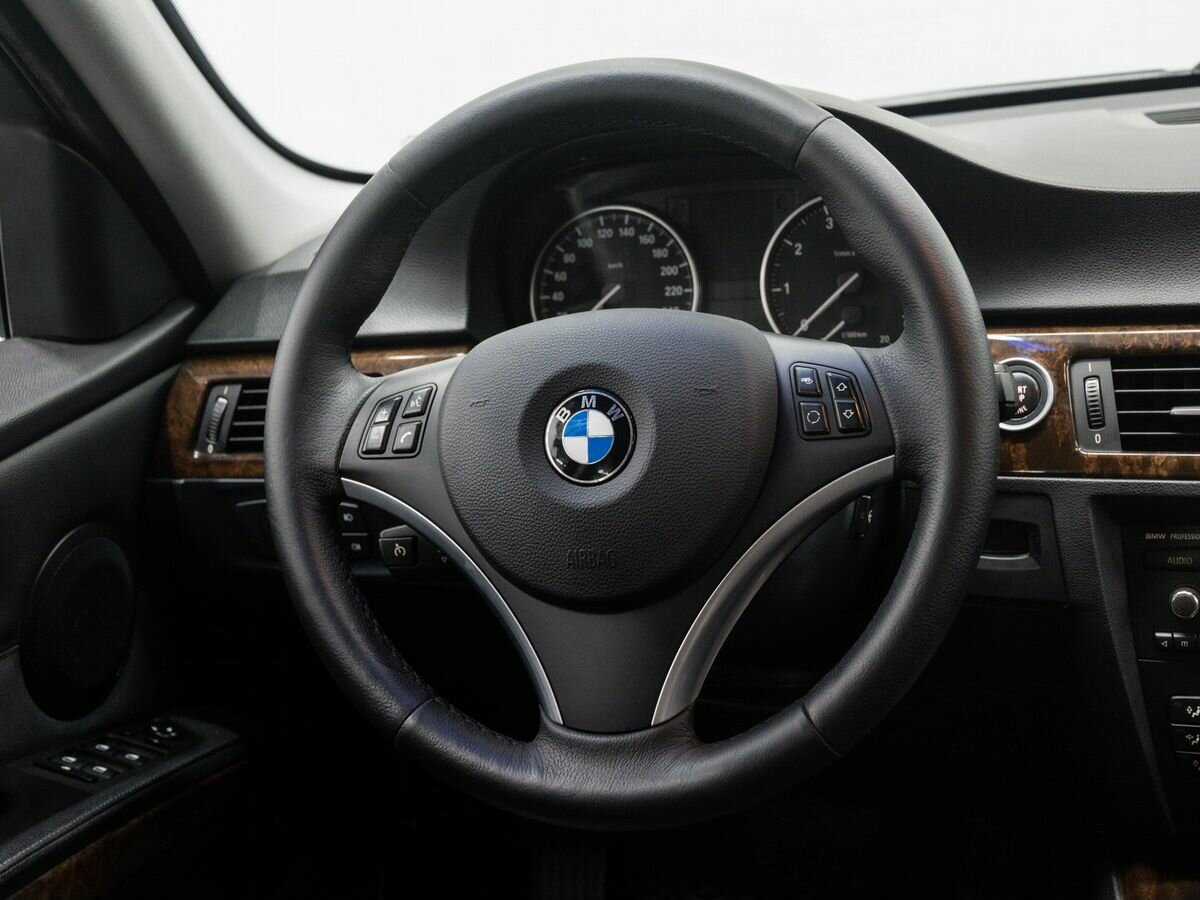 BMW 3 серии 2009