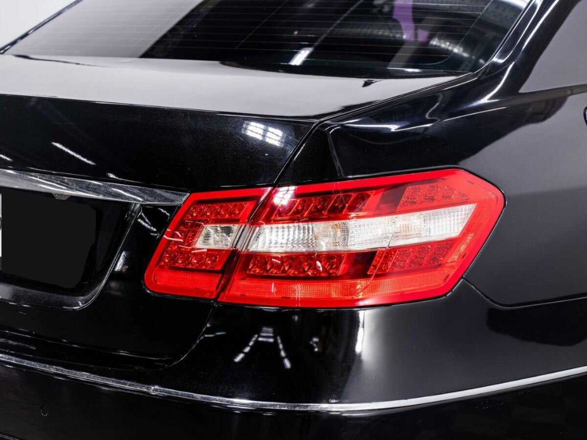 Mercedes-Benz E-Класс 2009