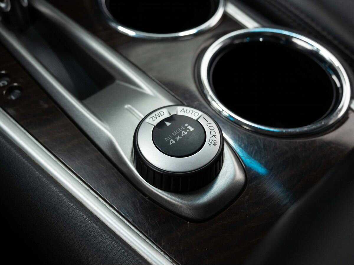 Nissan Pathfinder 2014