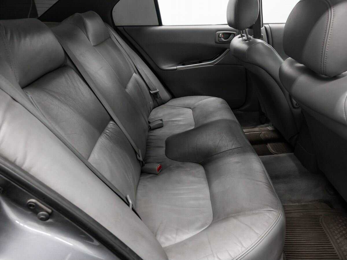 Mitsubishi Galant