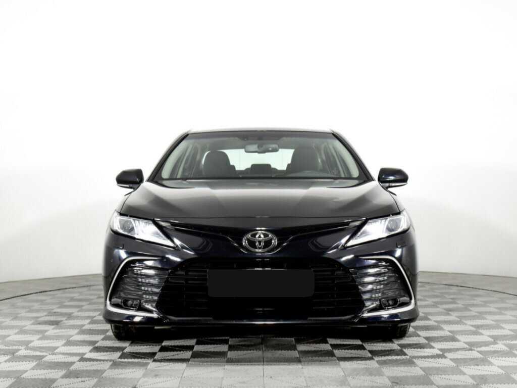 Toyota Camry 2021