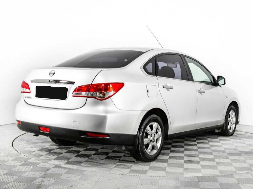 Nissan Almera