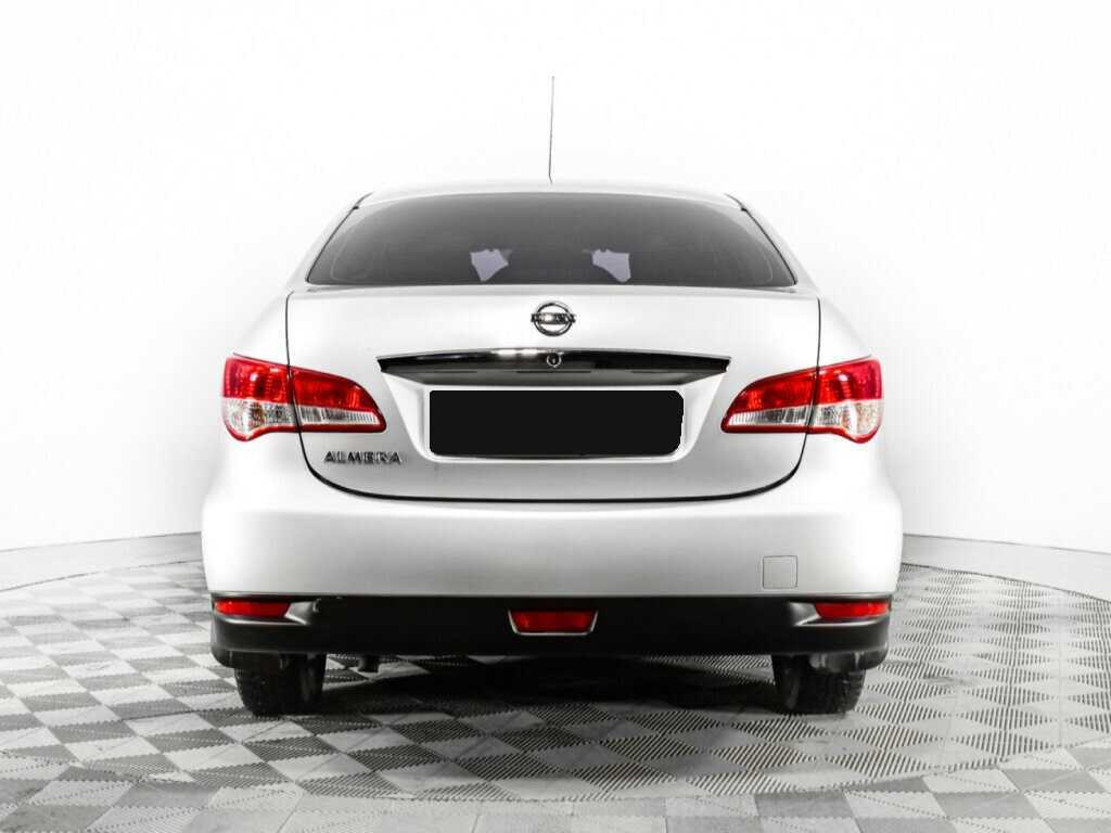 Nissan Almera