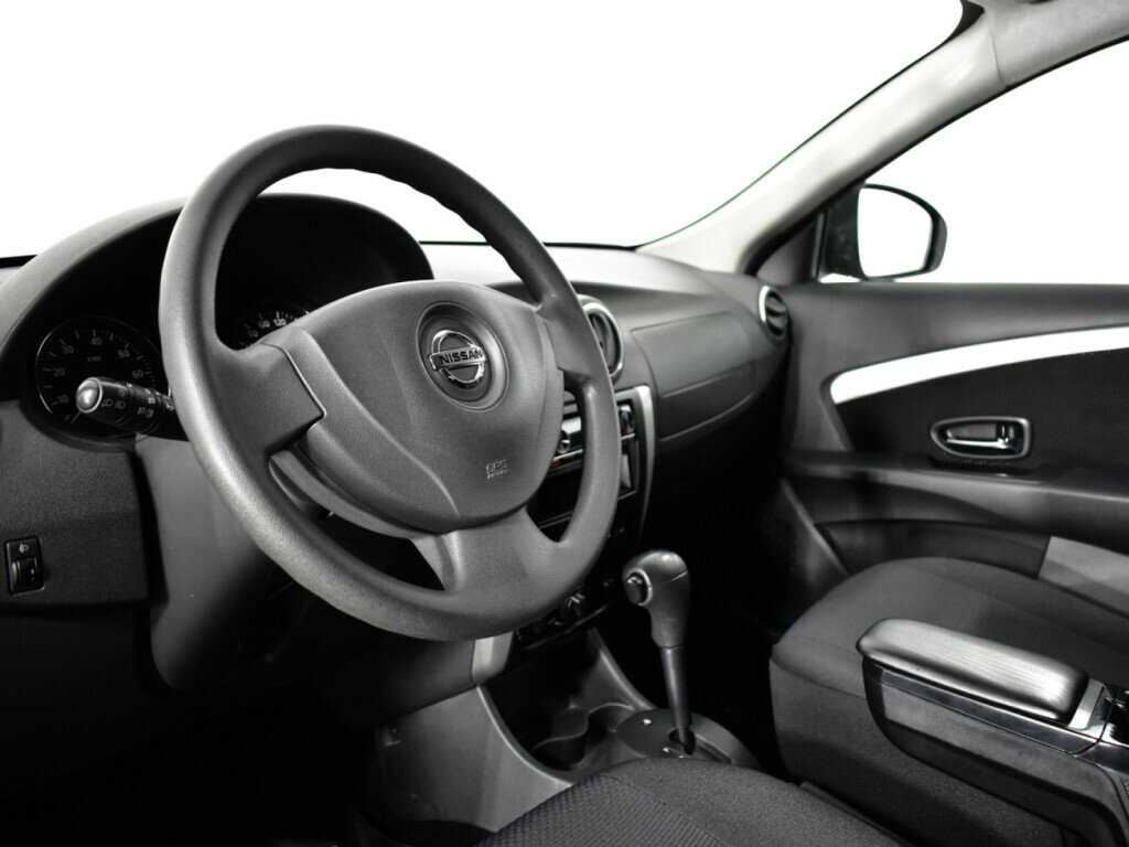 Nissan Almera 2016