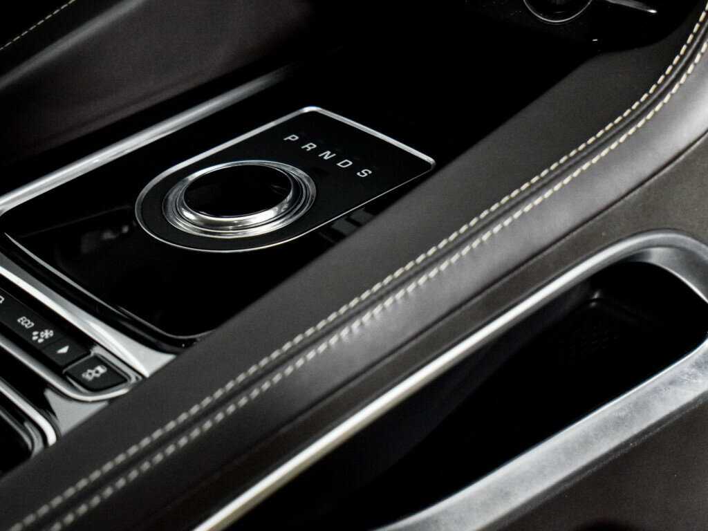 Jaguar F-Pace 2017
