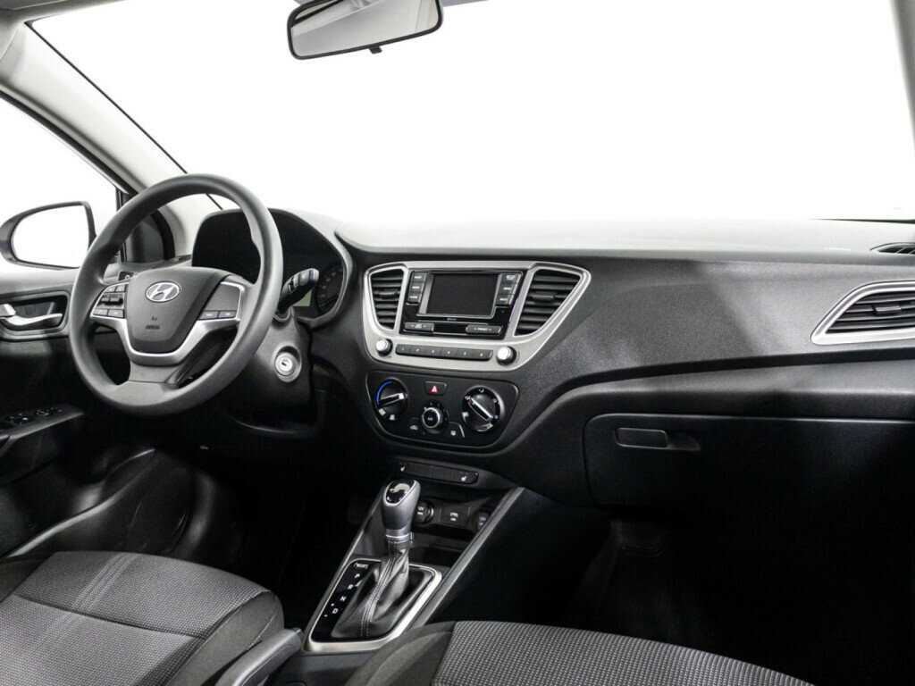 Hyundai Solaris 2021
