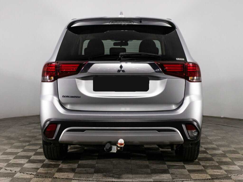 Mitsubishi Outlander 2021