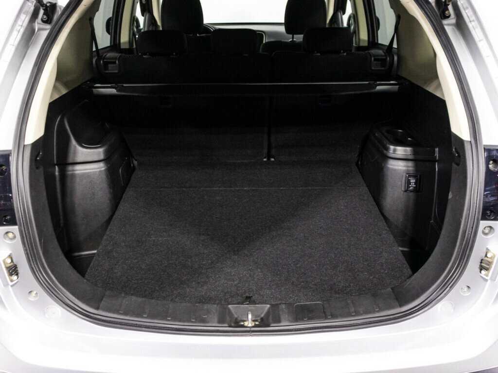 Mitsubishi Outlander 2021