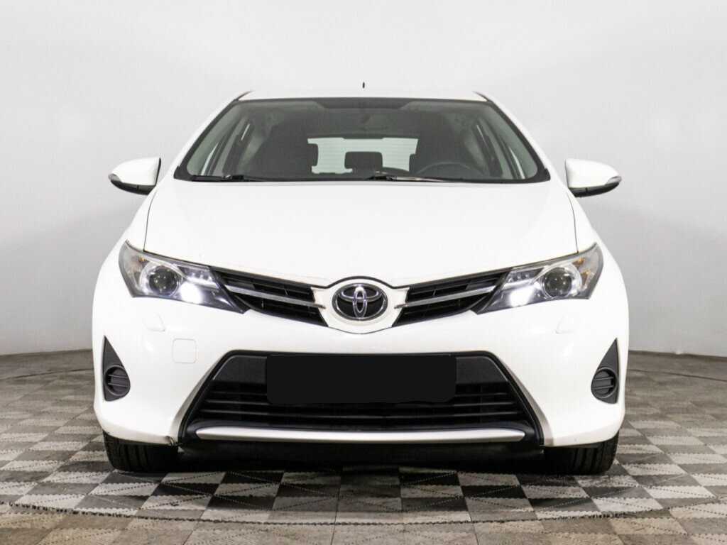 Toyota Auris 2014