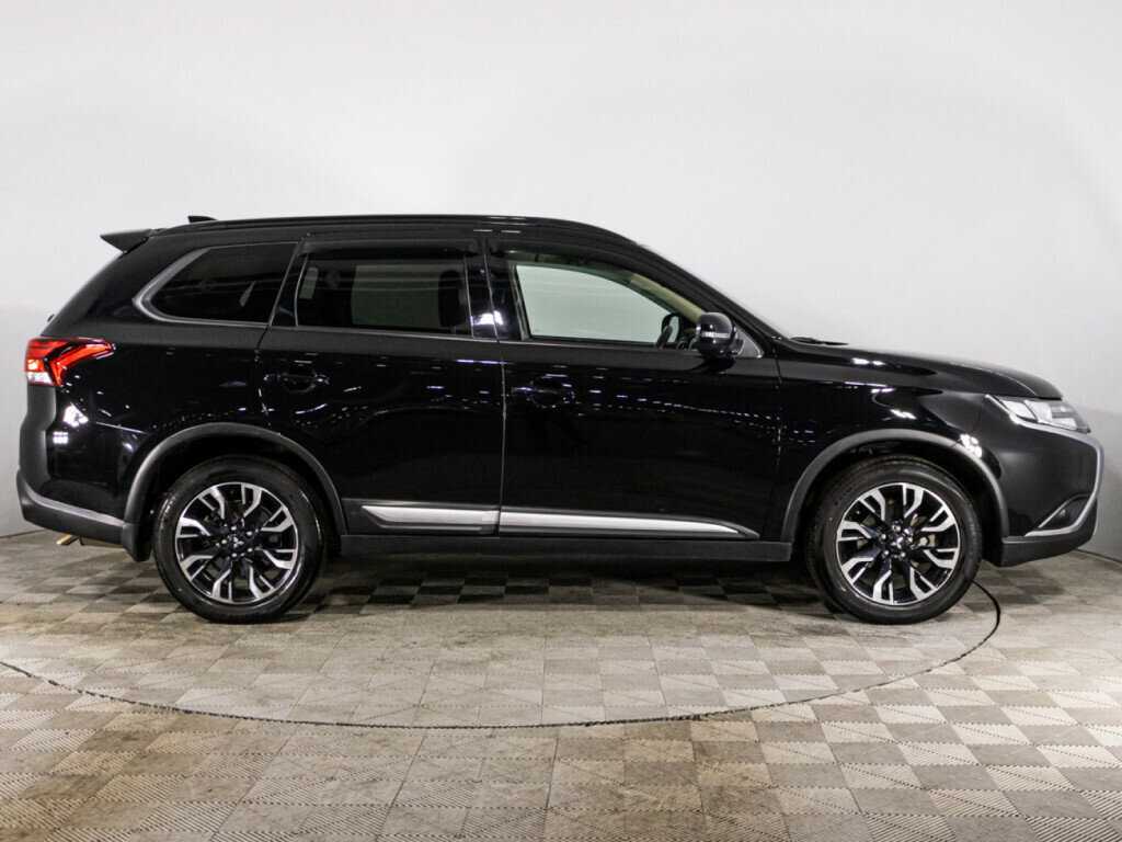 Mitsubishi Outlander 2021