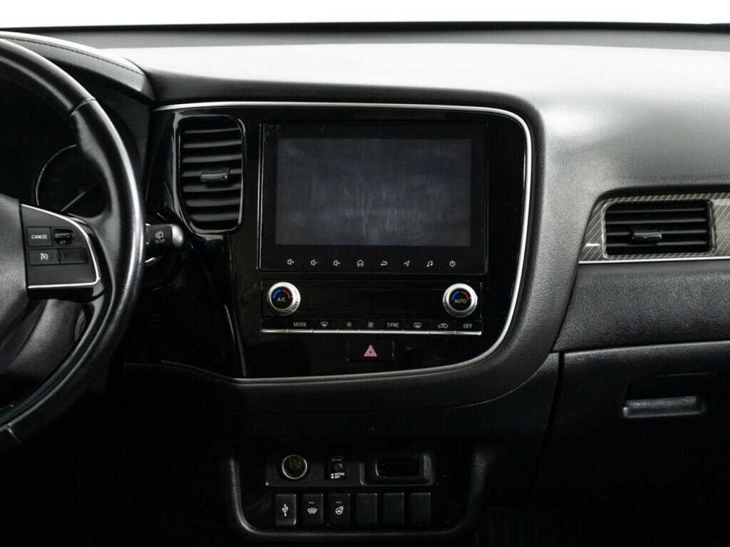 Mitsubishi Outlander 2021