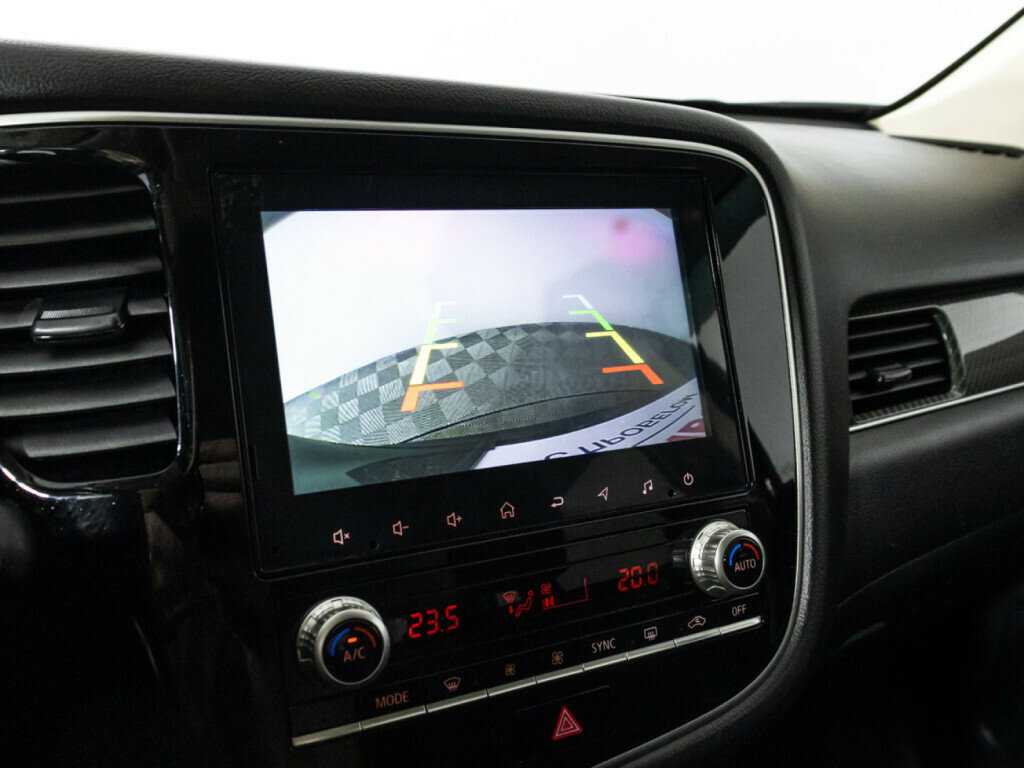 Mitsubishi Outlander 2021