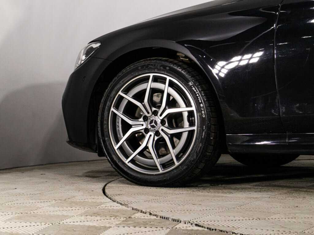 Mercedes-Benz E-Класс 2020
