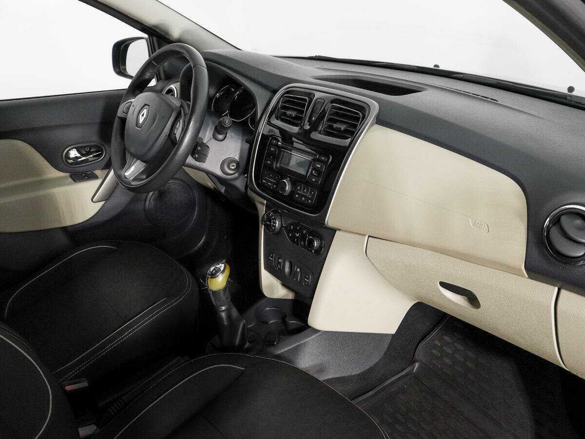 Renault Logan 2016