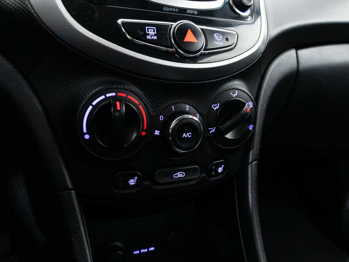 Hyundai Solaris 2014