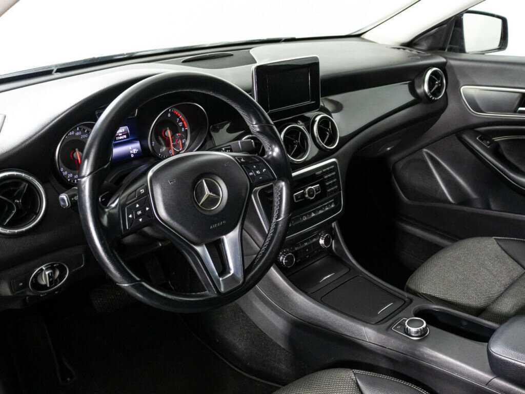 Mercedes-Benz CLA 2013