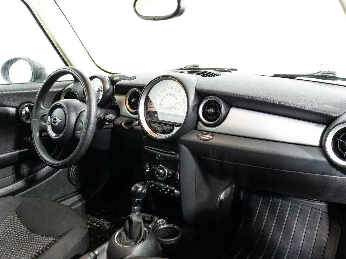 Mini Hatch 2011