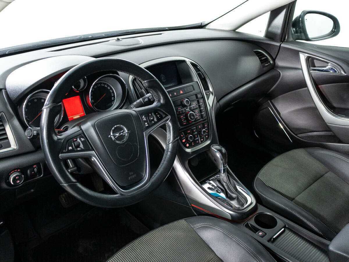Opel Astra 2010
