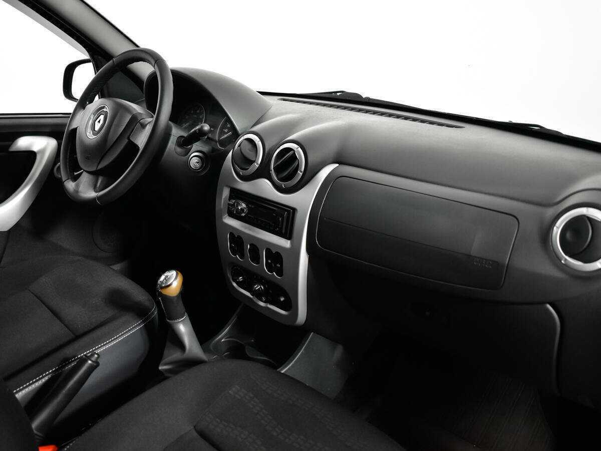 Renault Sandero 2012