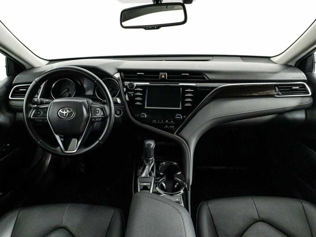 Toyota Camry 2018