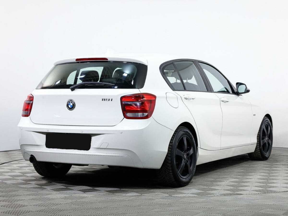 BMW 1 серии 2011